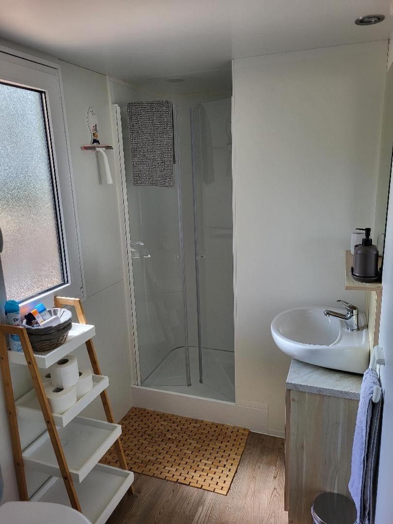 Mobilheim Andrea Wunderschoene Ferienwohnung Direkt Am Meer イェゼラ エクステリア 写真